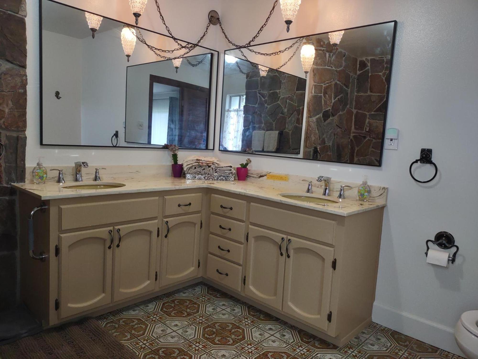 Custom Home - Beach Close/Convenient To Everything Oceanside Exteriör bild